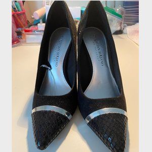 NWT Christian Siriano Black Faux Suede Heels Sz5.5